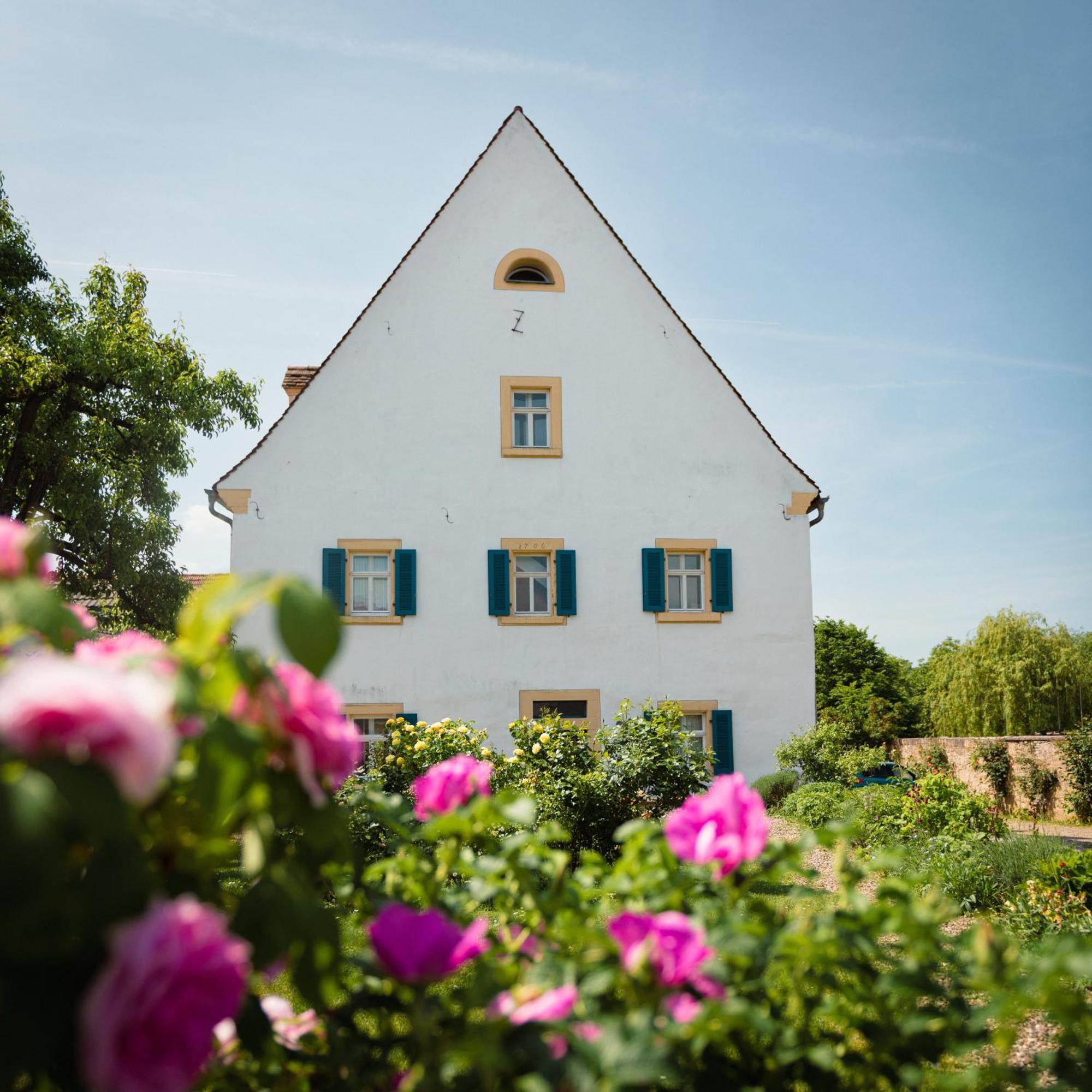 Villa Sommerach Bagian luar foto